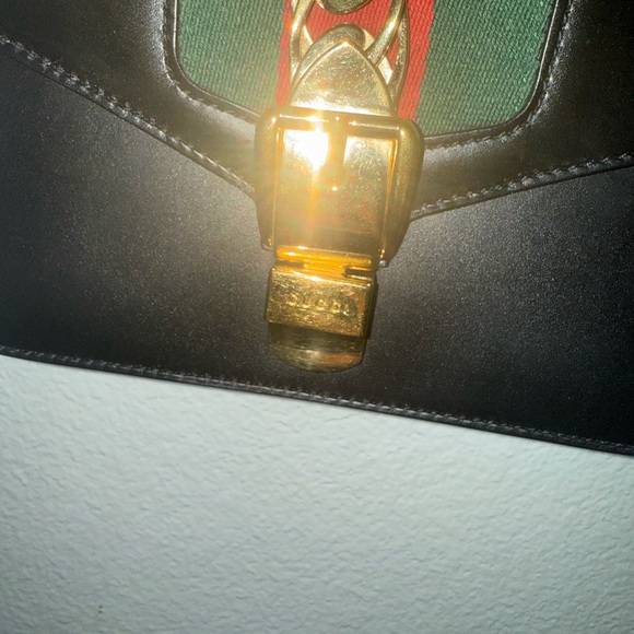 Brand new with box and dustbag Gucci Sylvie Small Shoulder Bag Black - Picture 4 of 10